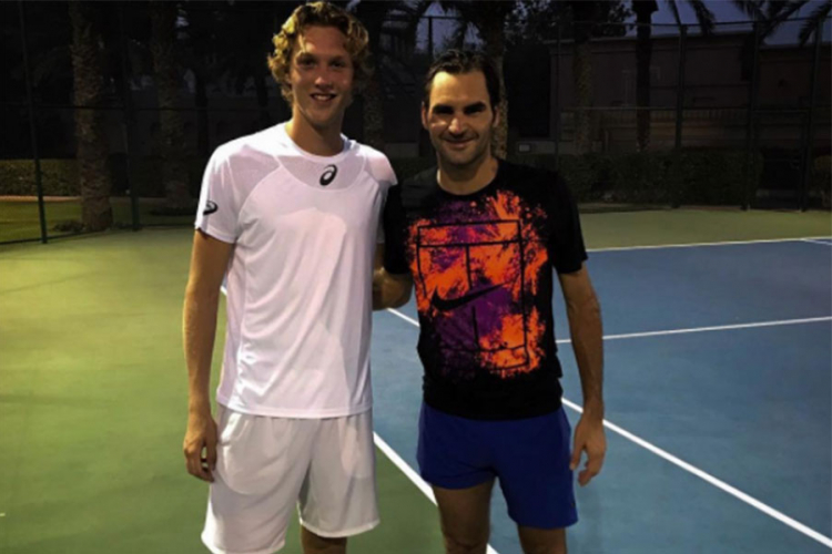 Dokaz da Federer igra u Parizu?