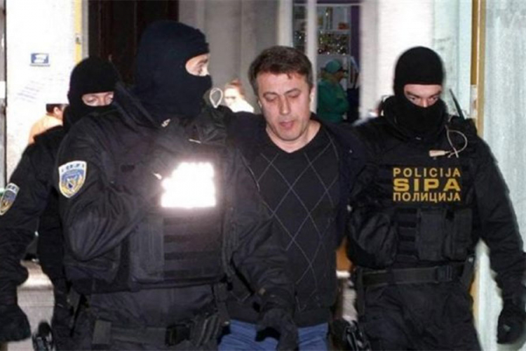 Jedinstven postupak protiv Sadikovića, Čauševića i Karića