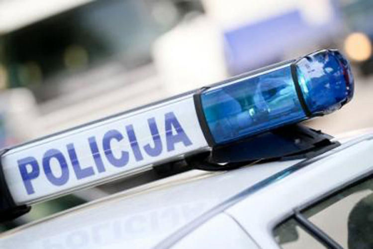 Autobus se zapalio u vožnji, mostarski student spasio kolege