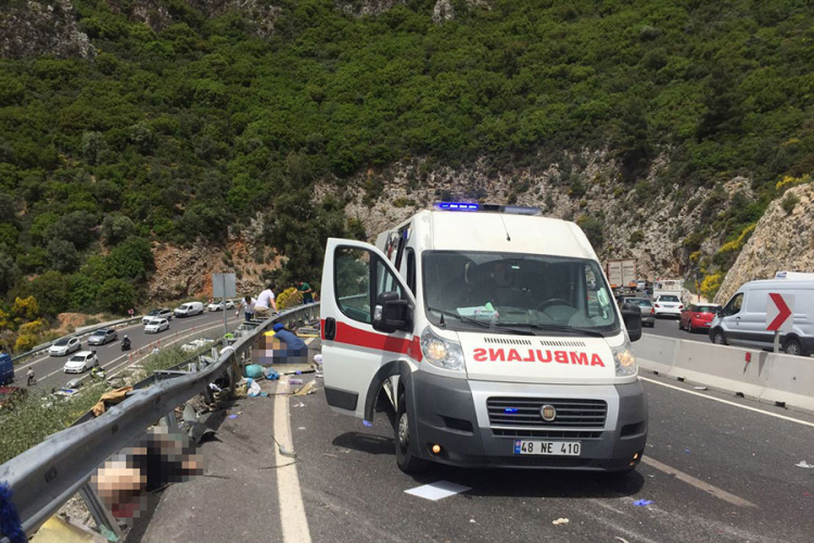 U saobraćajnoj nesreći poginulo 20, u kritičnom stanju 11