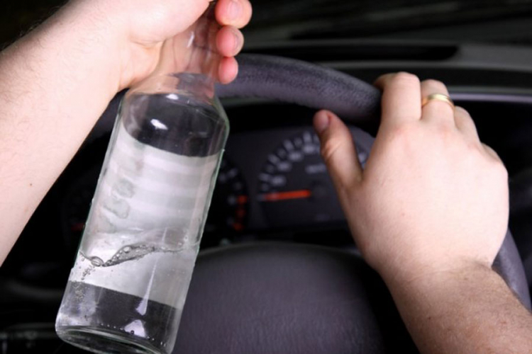 Pijan vozio suprotnom trakom auto-puta