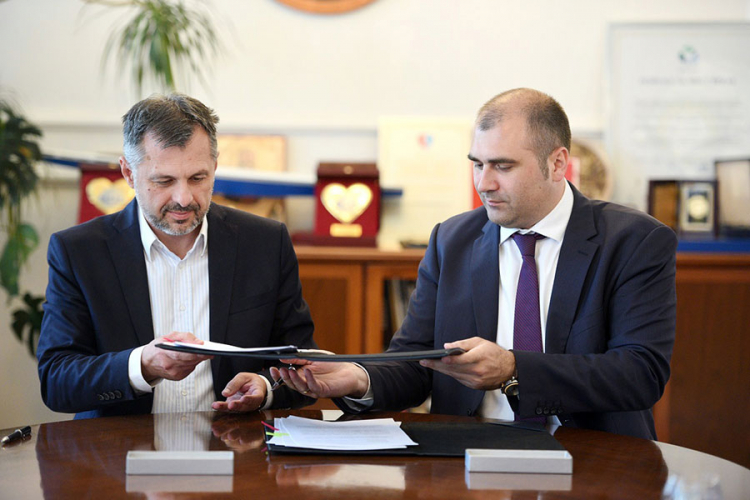 Nove donacije za dječija igrališta u Banjaluci