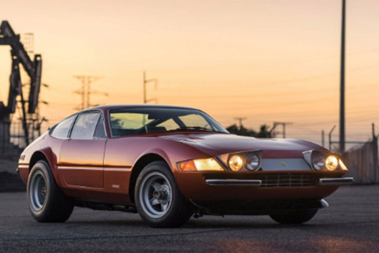 Ferrari Daytona koji izgleda kao milion dolara