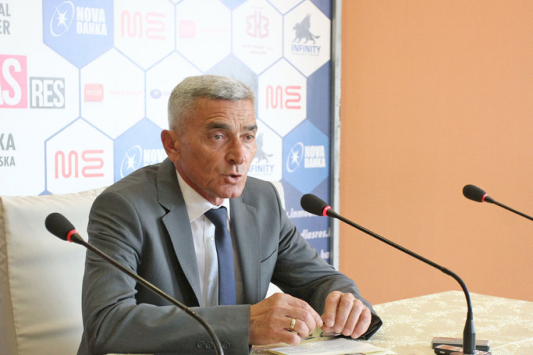 Sve više problema pritišće SDS, Vasić otišao zbog Perića

