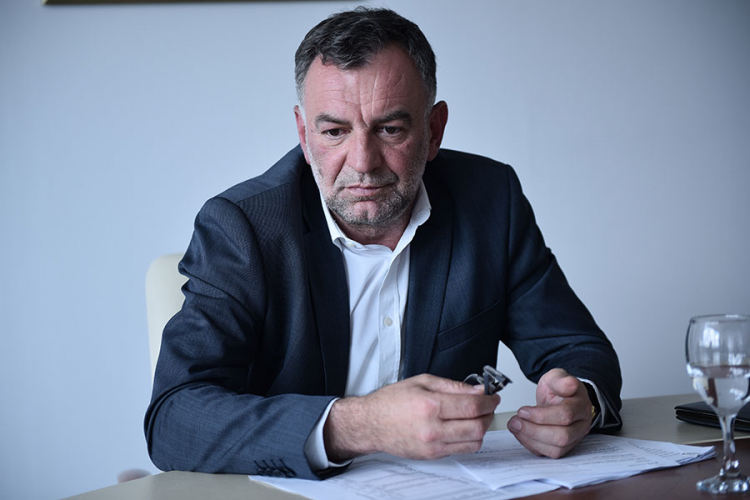 Savanović: Vlada nije smjela da zadužuje Željeznice RS