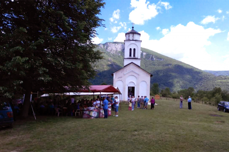 Pusto selo Peći oživi samo krajem maja