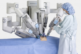Robot u operacionoj sali u Beču