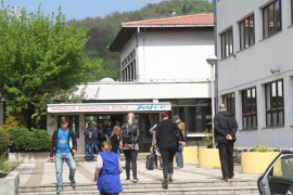 Srednjoškolci u Jajcu ostaju zajedno: Vlasti odustale od nove škole