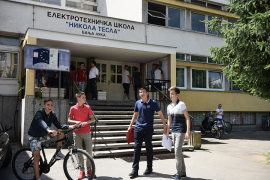 U srednjim školama u RS počeo upis učenika sa manje od 60 bodova
