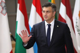 Plenković: Nisam rekao da ploča sa 'Za dom spremni' ostaje u Jasenovcu
