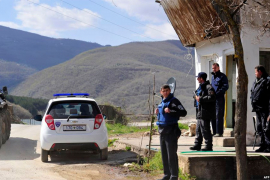 Ubio brata i njegova dva unuka, pa sebe