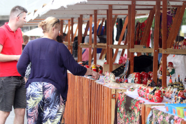 Na Trgu Krajine otvoren Festival ruskih zanata