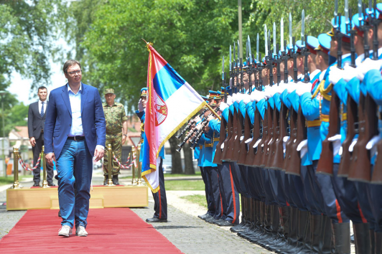 Vučić očekuje Grabar-Kitarović na inauguraciji
