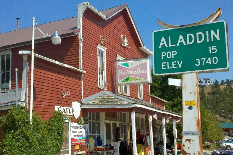 Cijeli grad na aukciji