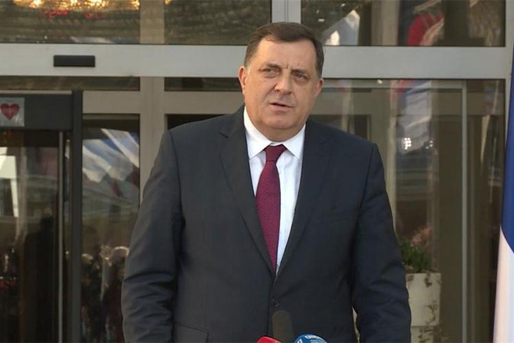 Dodik: DNS se neće "priviti" opoziciji zbog jednog pitanja