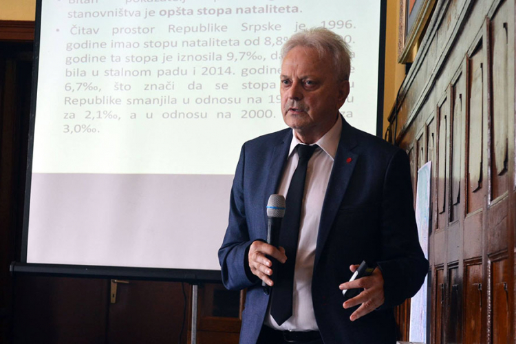 Pašalić: Odlaske ne možemo spriječiti, treba zadržati genijalce
