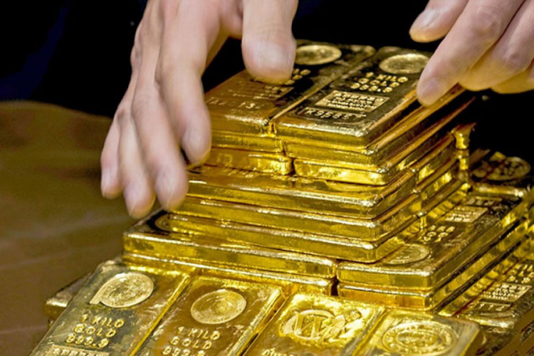 Ruski zlatar prodaje 700 mil $ vrijedne akcije