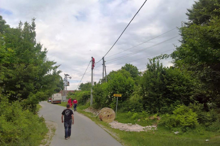 Ja­ča stru­ja za 60 do­ma­ćin­sta­va na Manjači