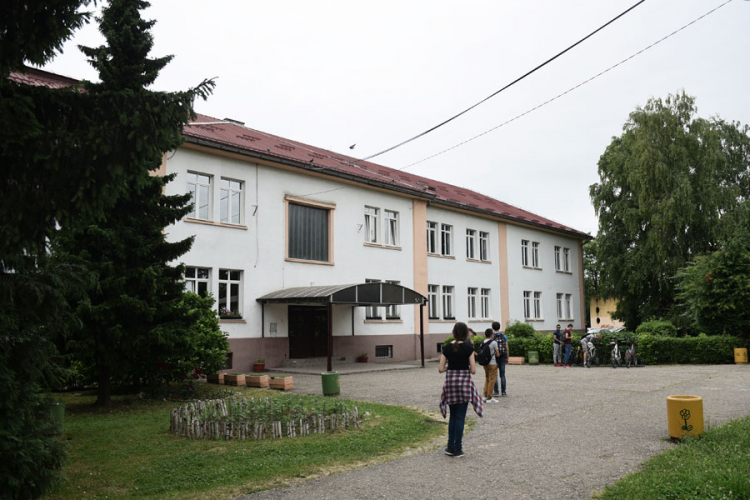 Noćna mora na ekskurziji: Učenik banjalučke Poljoprivredne škole slomio kičmu u skoku s mola
