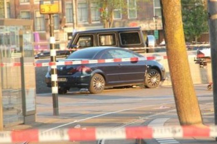 Muškarac uletio automobilom na željezničku stanicu u Amsterdamu, pet osoba povrijeđeno