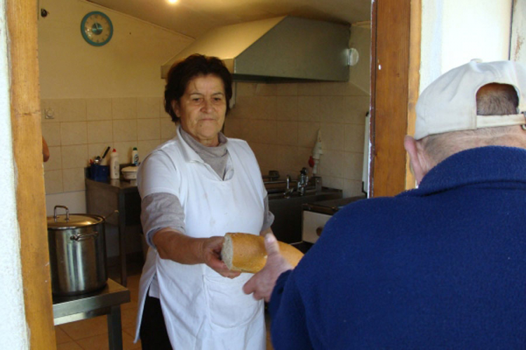 Javna kuhinja u Bihaću bi mogla ostati bez hljeba?