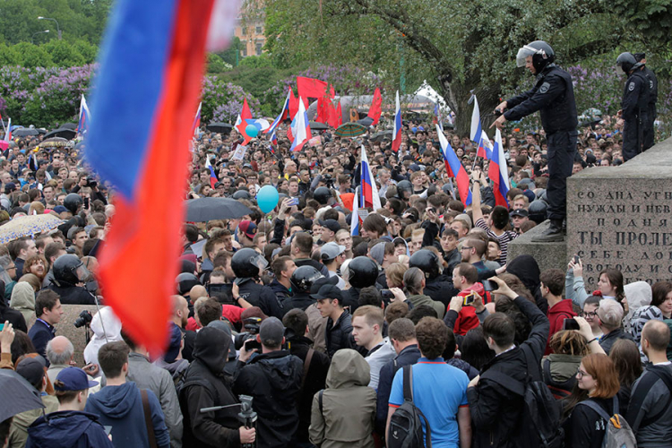 Proslavljen Dan Rusije, protesti širom zemlje