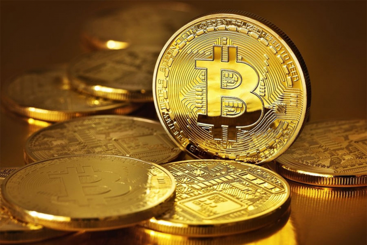 Bitcoin blizu 3.000 dolara