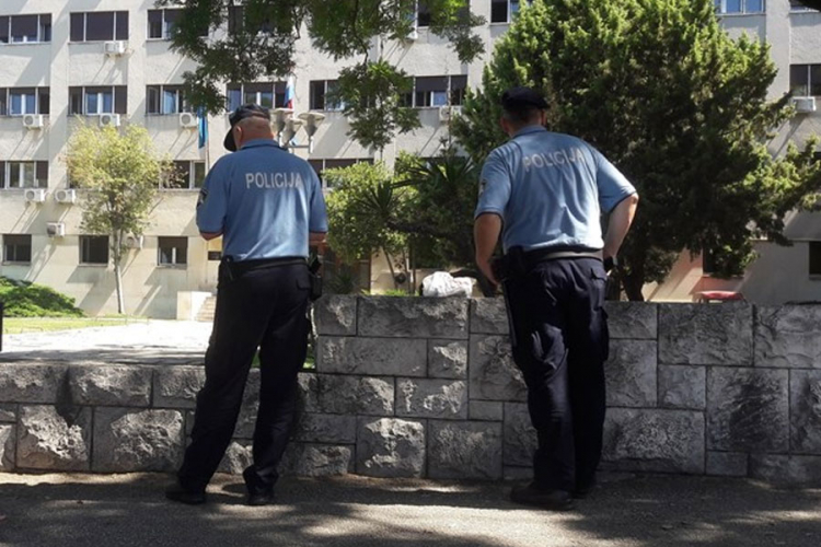 Split: Prijetio da će se zapaliti, pa se smirio uz kafu