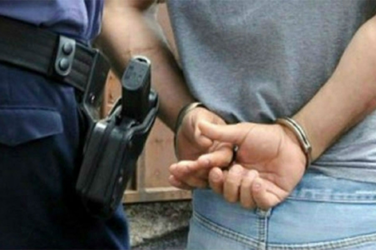 Uhapšeni mladići zbog krađa katalizatora iz vozila u Banjaluci i Prnjavoru