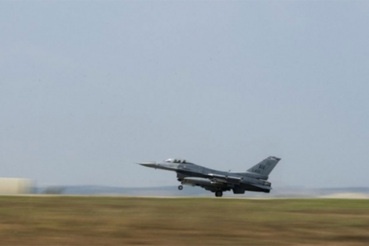 Srušio se F-16 u Teksasu