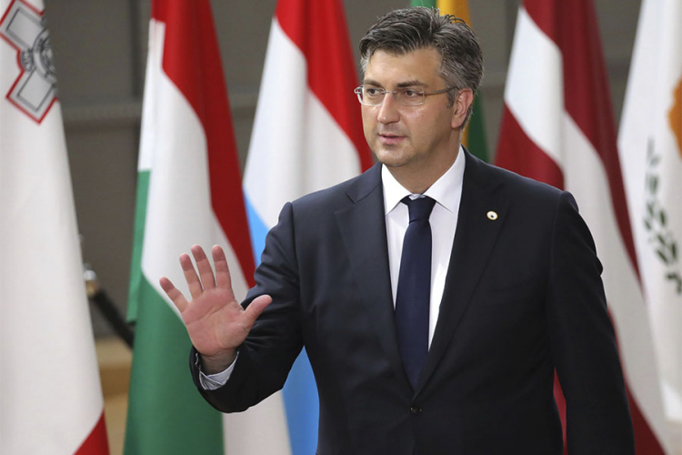 Plenković: Štitićemo hrvatske veterane od srpskog zakona