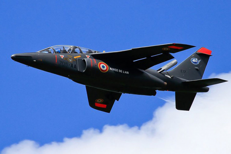 Francuski general borbenim avionom išao na vikende