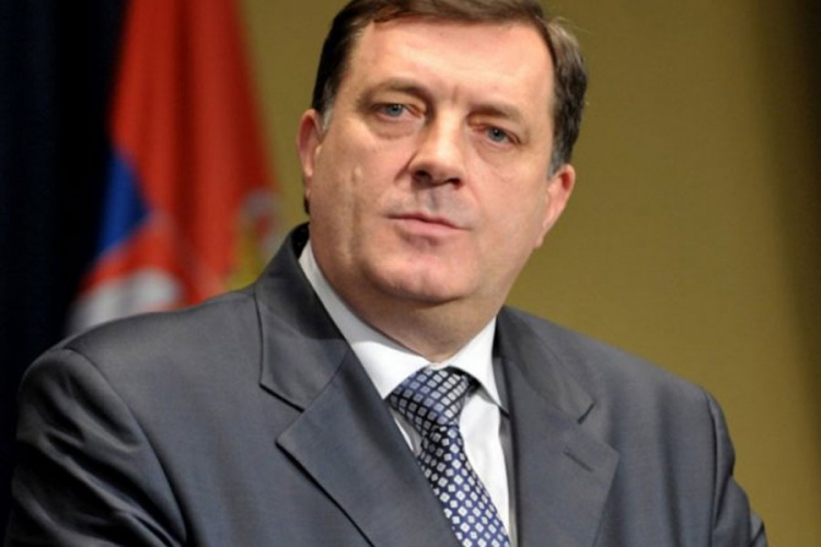 Dodik: Povećanje penzija do kraja godine, a naredne moguće povećanje plata