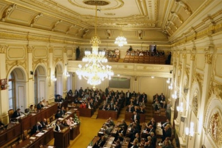 Češka: Civili mogu da pucaju na teroriste tokom napada