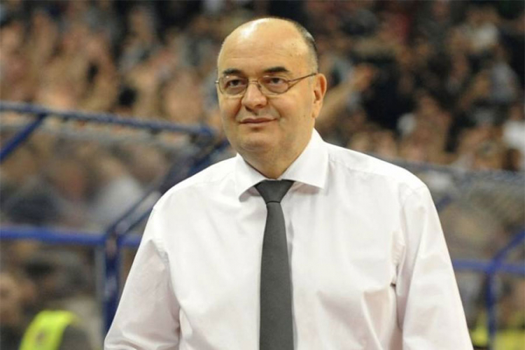Vujošević okuplja "zmajeve"