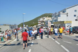 Neum: Kratkotrajna blokada Jadranske magistrale izazvala saobraćajni ...