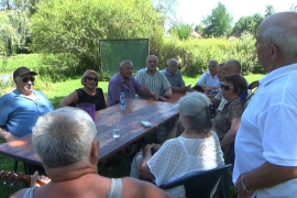 Gimnazijalci iz Sanskog Mosta na okupu nakon pola vijeka