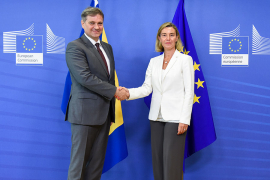 Mogerini nakon sastanka sa Zvizdićem: BiH će usvojiti set zakona o ...