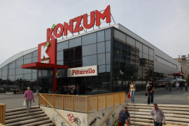 U Hrvatskoj počelo zatvarnje 'Konzumovih' prodavnica