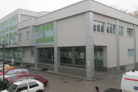 Medicinska sestra i čistačica trošile novac sa kartice pacijenata