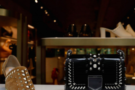 "Michael Kors" preuzima "Jimmy Choo"