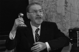 Suze na komemoraciji Cuneta Gojkovića