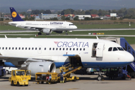 Incident na "Franji Tuđmanu": Avion se zabio u vozilo za prtljag