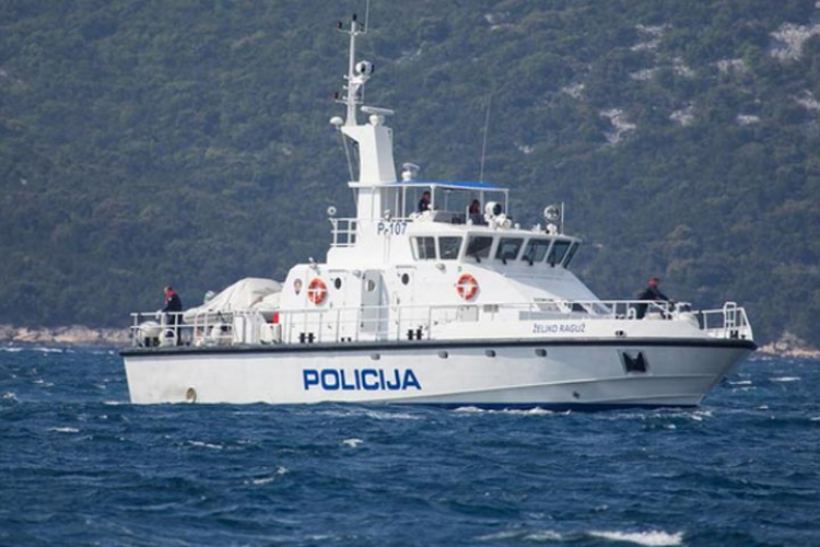 Incident u Piranskom zalivu: Slovenački patrolni brod zaustavio hrvatske ribare