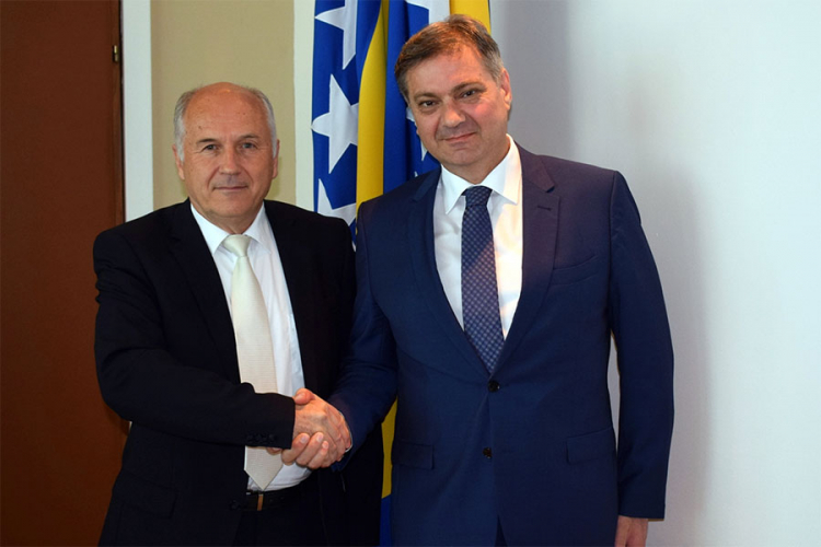 Zvizdić razgovarao sa Inckom o trenutnoj situaciji u BiH