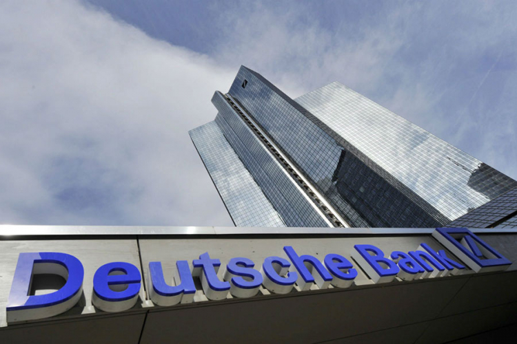 Deutsche Bank: Ne damo Trampove podatke