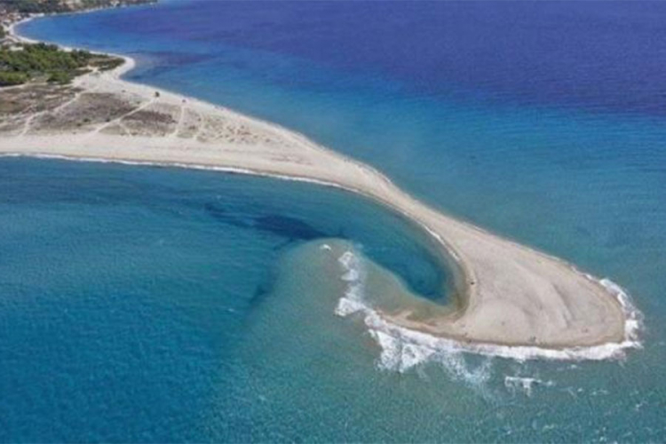 Grčka plaža koja nikad nije ista