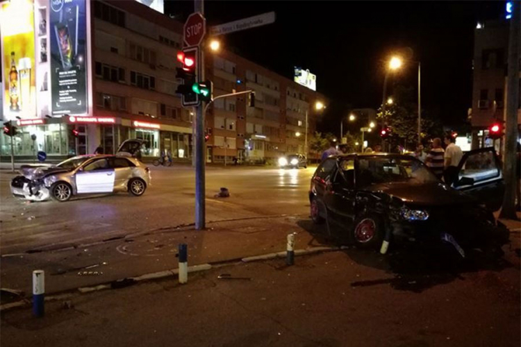 Dvojica mladića povrijeđena u sudaru u centru Banjaluke