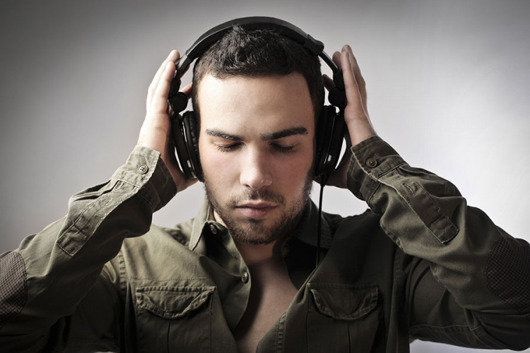"Spotify" zarađuje na nepostojećim muzičarima?