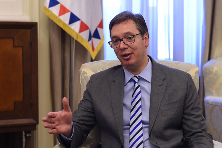 Na Twitteru objavljena Vučićeva čitulja